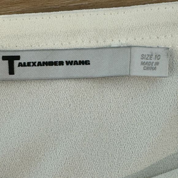 T by Alexander Wang Crepe Cold Shoulder Top - New with Tags - Women's size 10 - Picture 8 of 8
